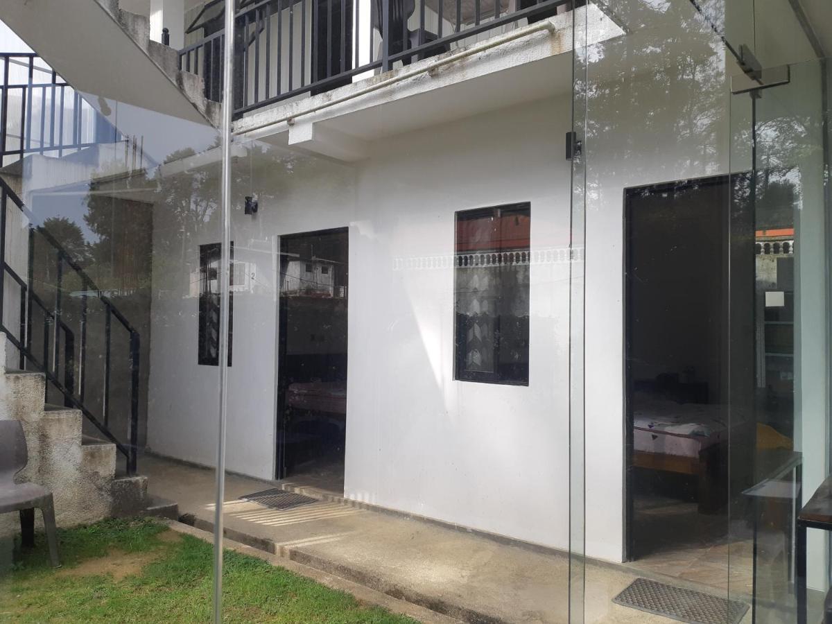 נוארה אליה Siril Guesthouse Hostel מראה חיצוני תמונה
