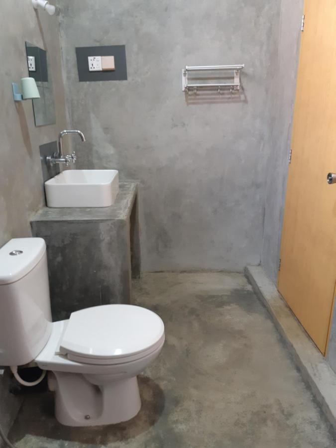 נוארה אליה Siril Guesthouse Hostel מראה חיצוני תמונה