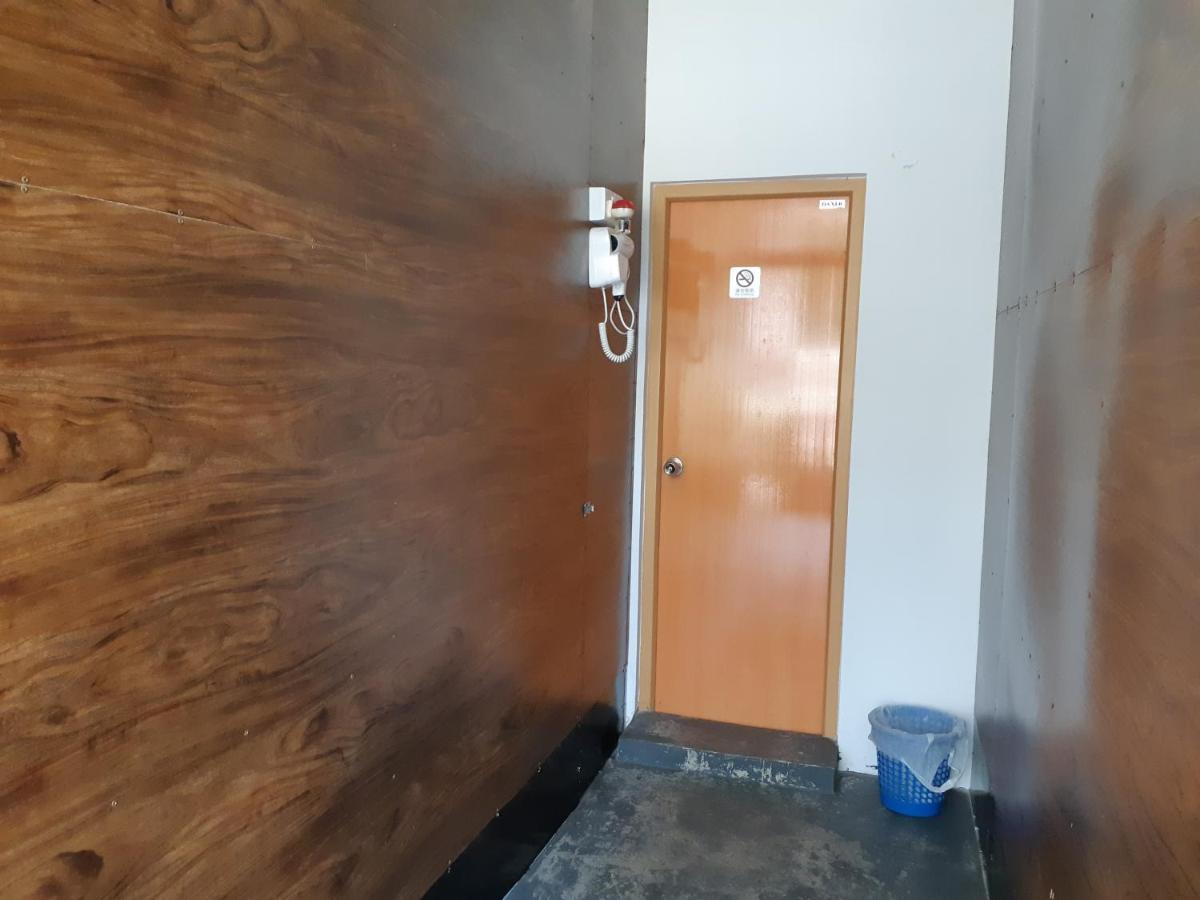 נוארה אליה Siril Guesthouse Hostel מראה חיצוני תמונה